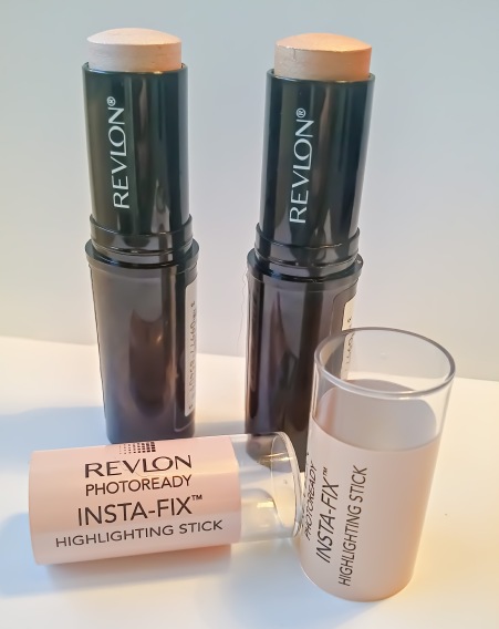 Review | NEW Revlon Photoready Insta-Fix Highlighter Stick –